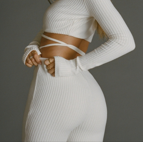 Joah Brown Fitted Mini Flare Pant in Natural Luxe Knit size M/L NWT - Picture 2 of 8